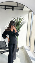 Load image into Gallery viewer, Belted black top