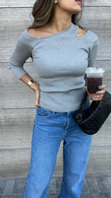 Load image into Gallery viewer, ribbed cut out shirt