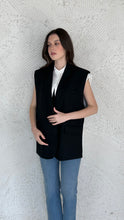 Load image into Gallery viewer, over sized padded vest/shirt