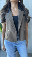 Load image into Gallery viewer, cropped tweed and leather blazer