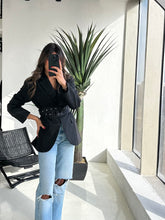 Load image into Gallery viewer, belted wrap blazer