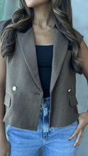Load image into Gallery viewer, cropped tweed and leather blazer
