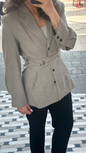 Load image into Gallery viewer, Belted linen blazer