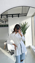 Load image into Gallery viewer, Fitted shirt
