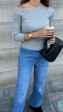 Load image into Gallery viewer, ribbed cut out shirt