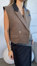 Load image into Gallery viewer, cropped tweed and leather blazer