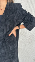 Load image into Gallery viewer, winter textured long blazer