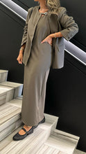 Load image into Gallery viewer, maxi dress with blazer set