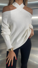 Load image into Gallery viewer, Cross neck sweater