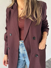 Load image into Gallery viewer, maroon long blazer