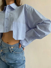 Load image into Gallery viewer, Cropped shirt with pocket detail