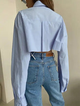 Load image into Gallery viewer, Cropped shirt with pocket detail