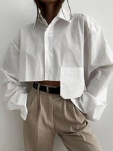 Load image into Gallery viewer, Cropped shirt with pocket detail