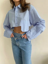 Load image into Gallery viewer, Cropped shirt with pocket detail