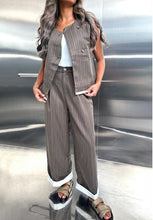 Load image into Gallery viewer, brown set
