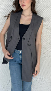 Stripped asymmetric vest