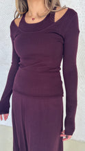 Load image into Gallery viewer, 3 piece maroon skirt set
