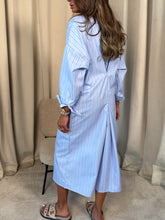 Load image into Gallery viewer, summer stripped dress

