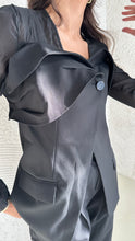 Load image into Gallery viewer, Shoulder detailed blazer/top
