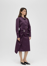 Load image into Gallery viewer, silk blend skirt set
