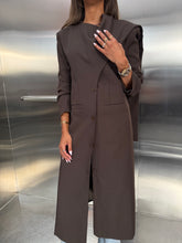 Load image into Gallery viewer, crepe maxi coat
