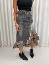 Load image into Gallery viewer, denim checkered skirt
