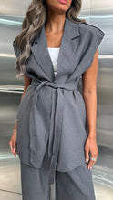 Load image into Gallery viewer, 2 piece vest set
