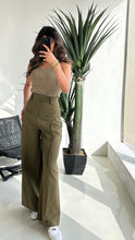 Load image into Gallery viewer, High waist wide leg pants
