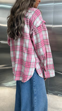 Load image into Gallery viewer, Detachable checkered shirt
