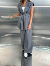 Load image into Gallery viewer, 2 piece vest set
