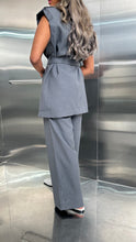 Load image into Gallery viewer, 2 piece vest set
