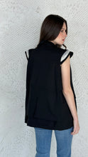 Load image into Gallery viewer, Oversized padded shoulder vest
