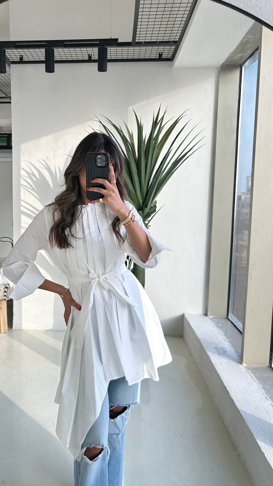 Detailed long white shirt/dress