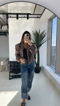 Load image into Gallery viewer, light leopard jacket
