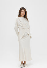 Load image into Gallery viewer, Silk skirt set
