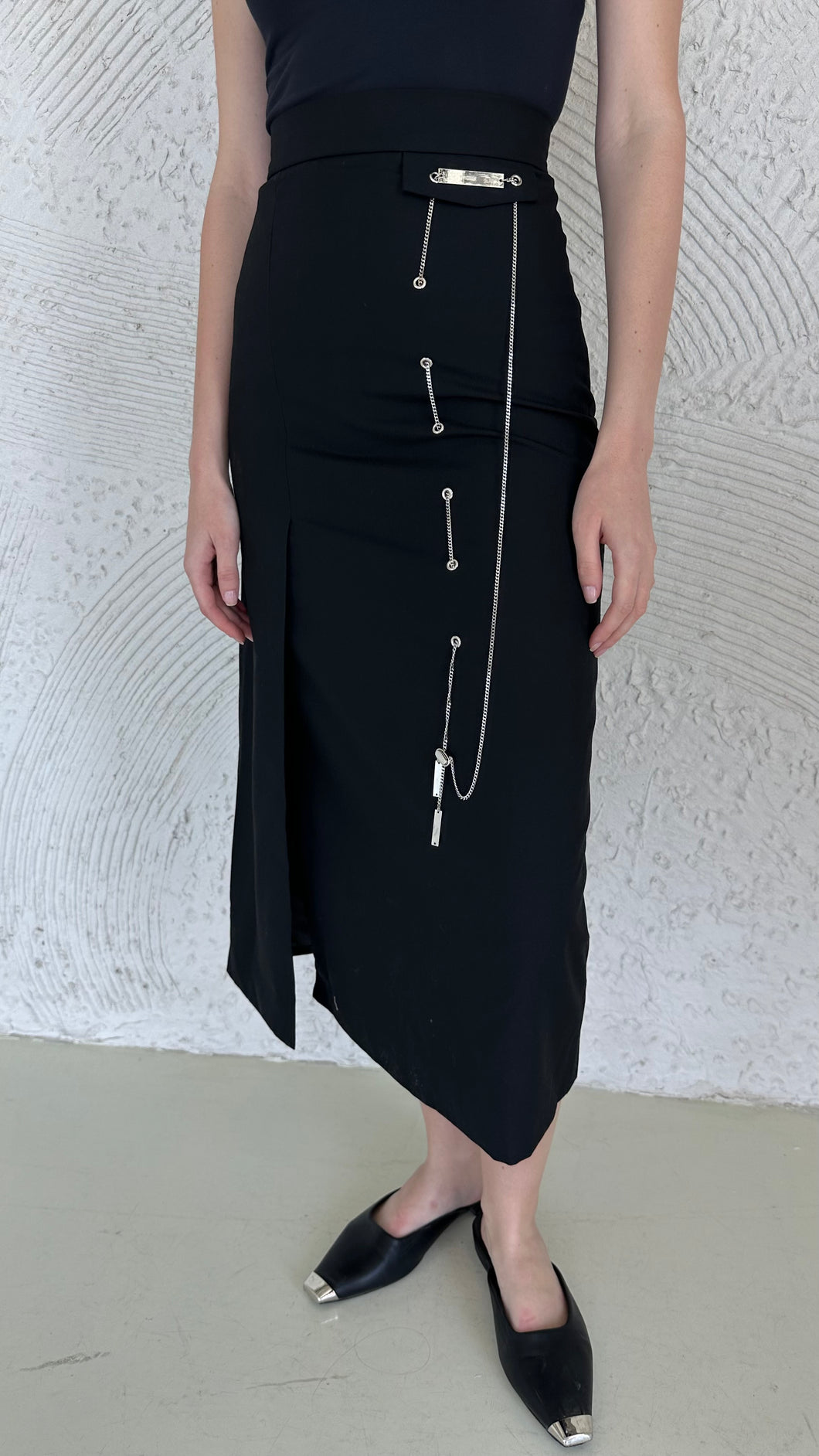 Midi skirt with chain detail