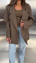 Load image into Gallery viewer, embellished blazer with open sleeves
