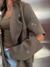 Load image into Gallery viewer, embellished blazer with open sleeves
