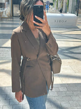 Load image into Gallery viewer, brown oversized blazer with waist detail
