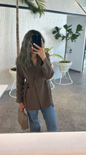 Load image into Gallery viewer, brown oversized blazer with waist detail
