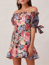 Load image into Gallery viewer, Floral summer dress
