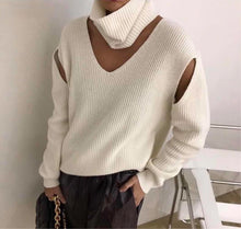 Load image into Gallery viewer, Winter cut out sweater
